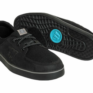 Baskets Sneakers Coxbe Warrior Noire.